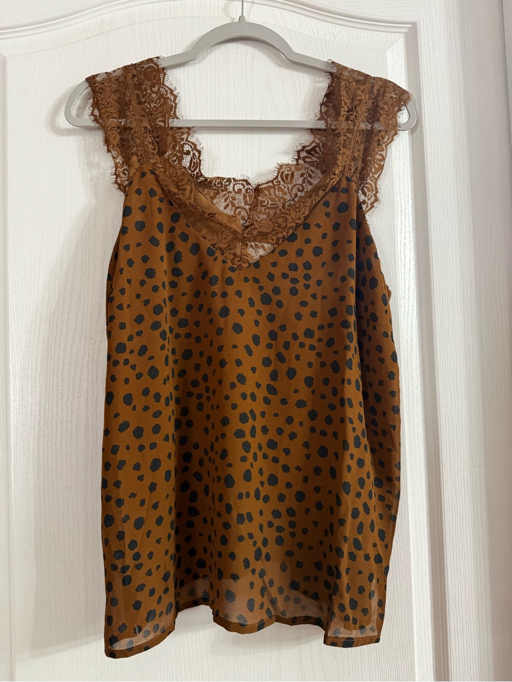 Umgee Women’s Animal Print Lace Trim Tank Top Sz S. MY-265